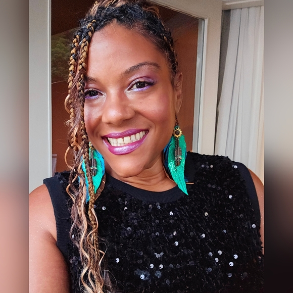 Meet your Posher, Iliana - Picture 1 of 1